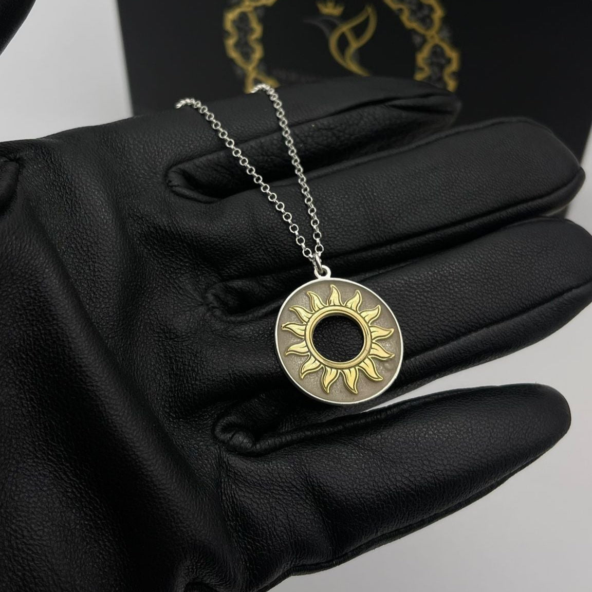 SUN NECKLACE - سنسال الشمس