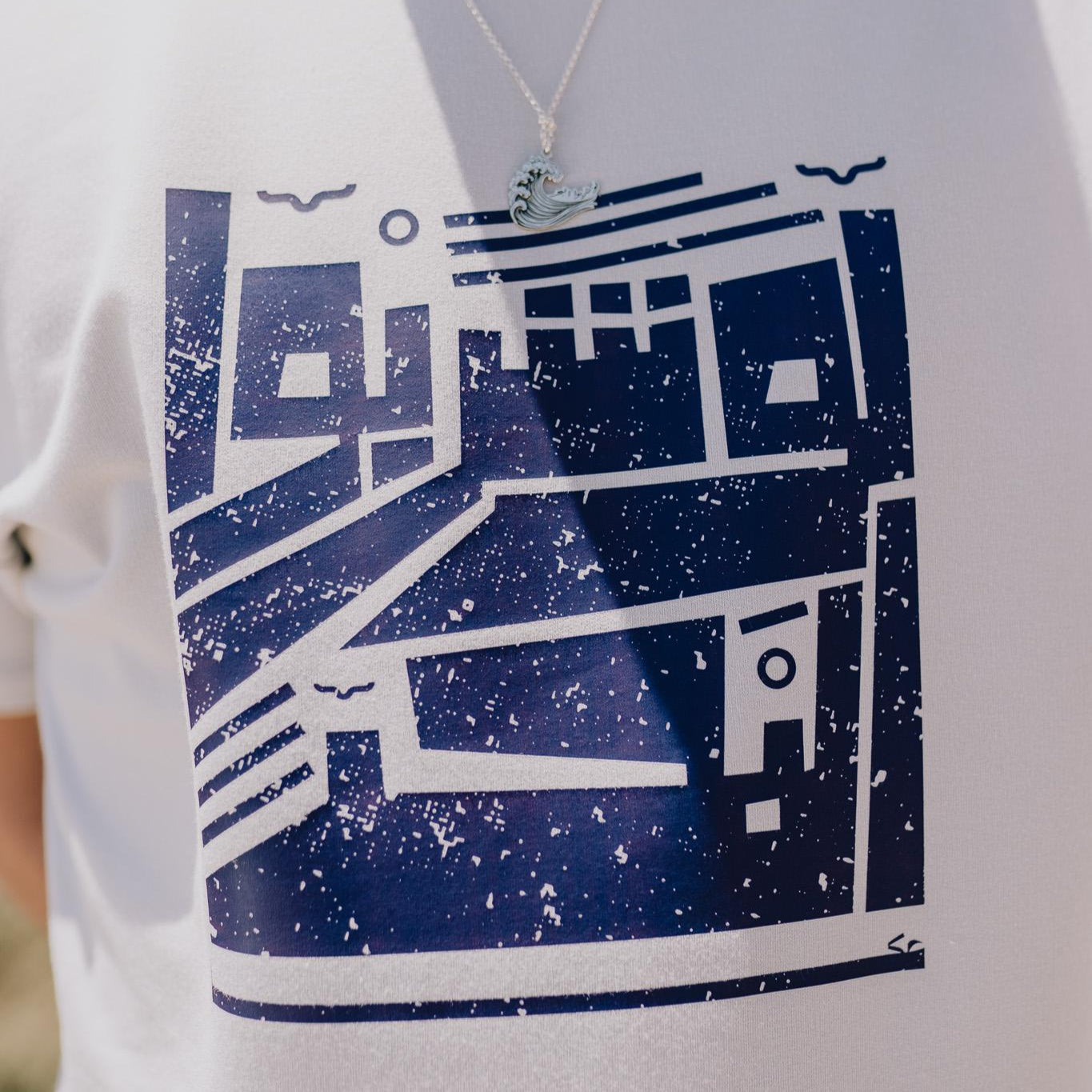 LAW SHARBO T-SHIRT - تي شيرت لو شربوا البحر