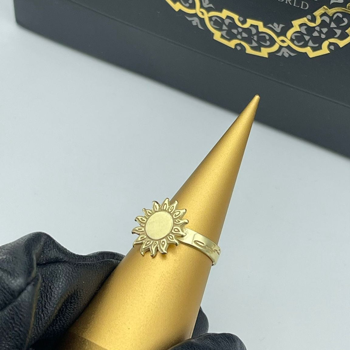 SUN RING - خاتم الشمس